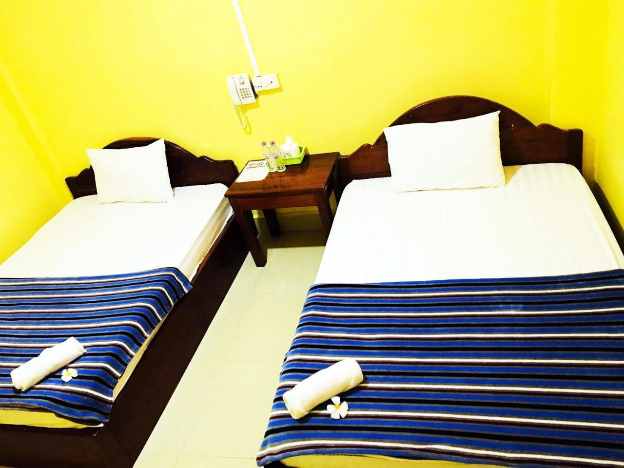 First Hotel Батамбанг Екстериор снимка